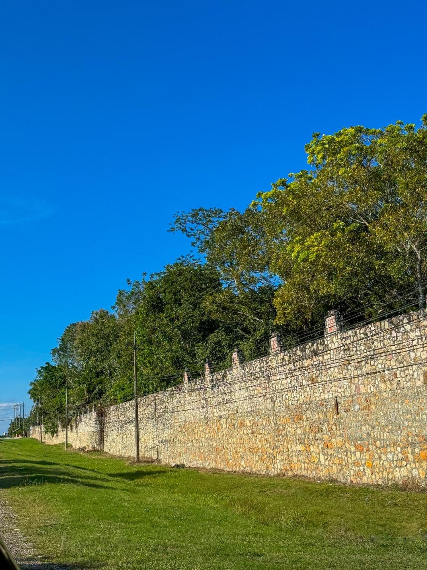 The Mayan Garden Orange Walk Exteriör bild